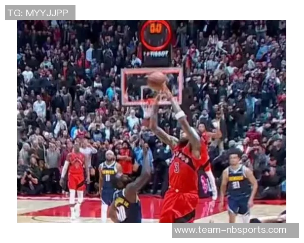 沃特森神勇表现三分精准轰下30分助球队逆转胜利展现超级实力