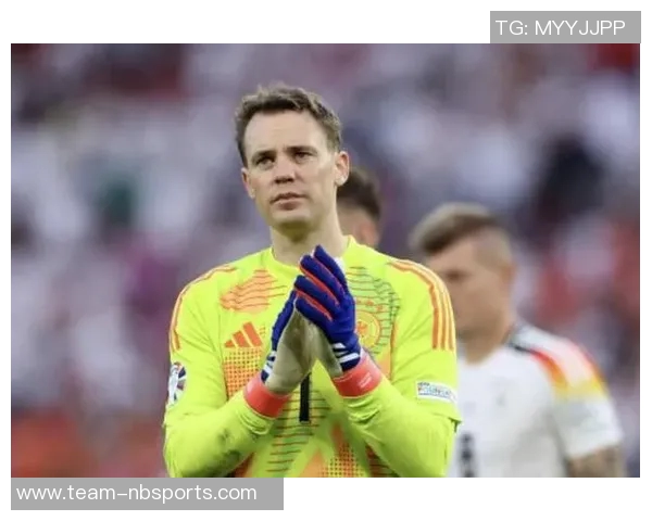 法尔克表示诺伊尔愿意为德国队回归参加世界杯争夺战